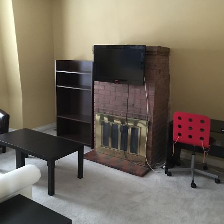 Adas Guesthouse Toronto Bilik gambar