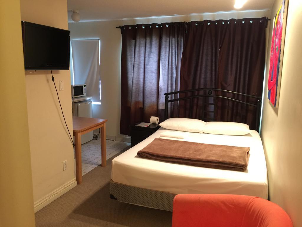 Adas Guesthouse Toronto Bilik gambar