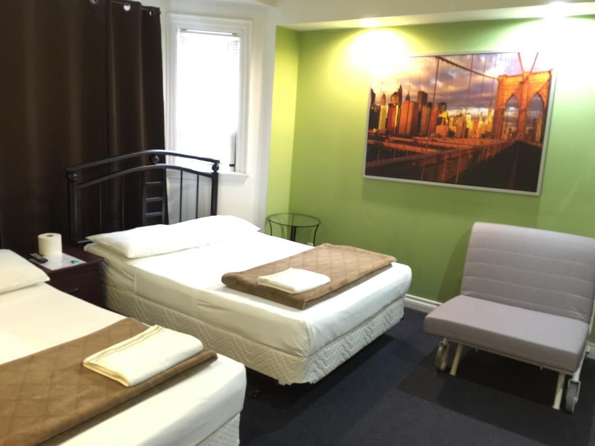 Adas Guesthouse Toronto Bilik gambar