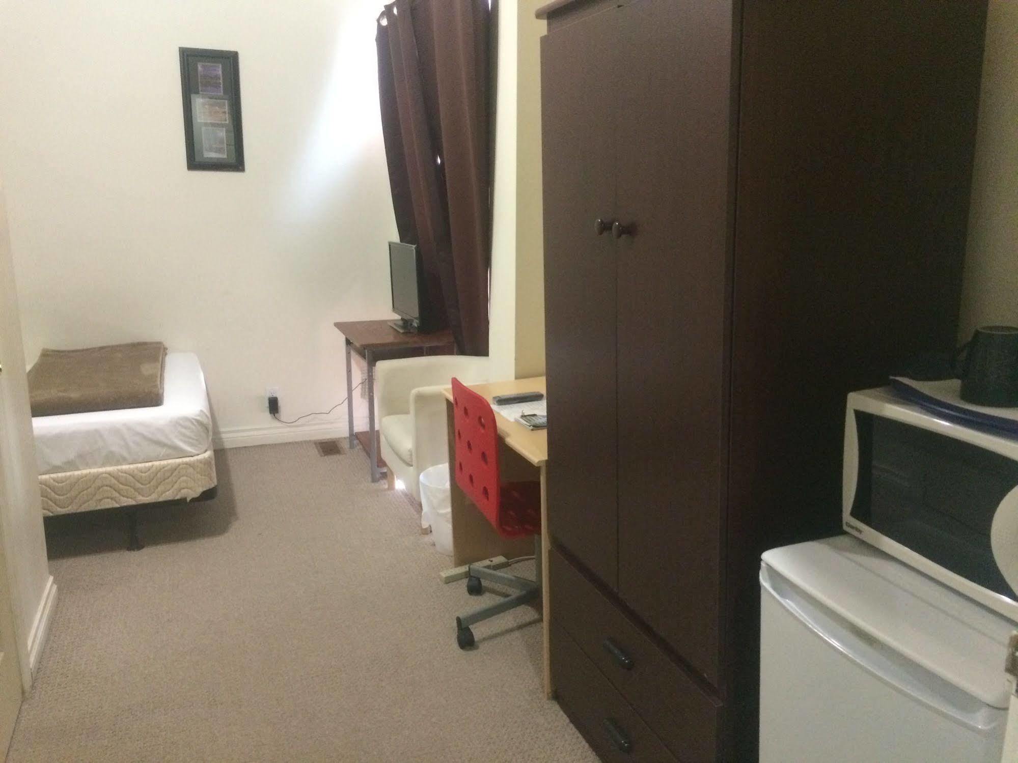 Adas Guesthouse Toronto Luaran gambar