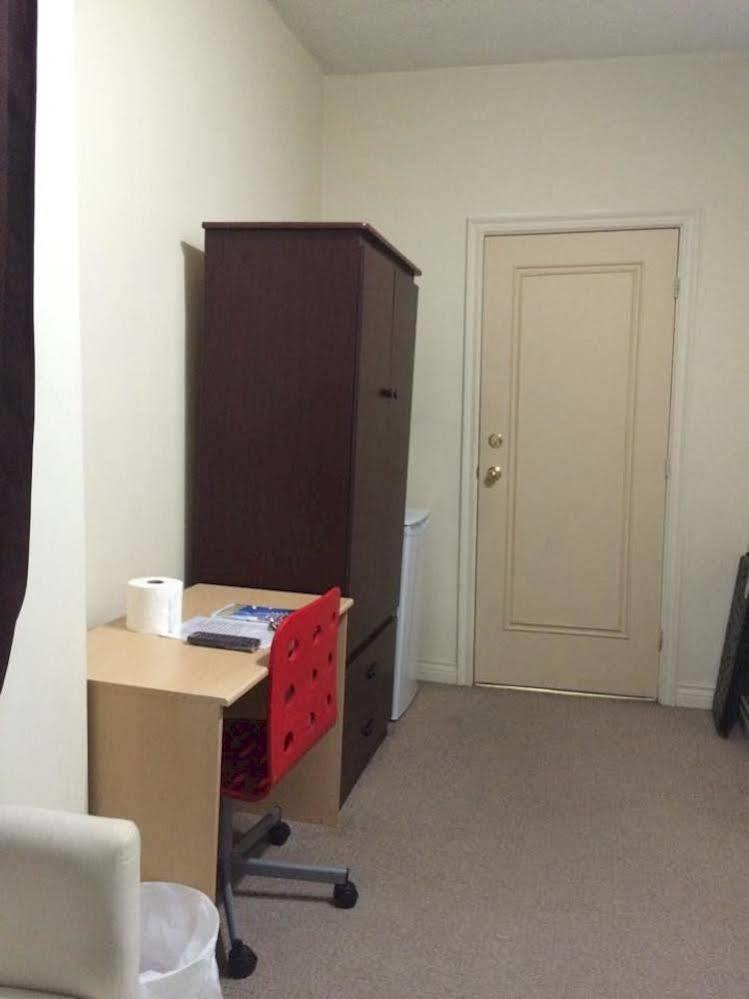Adas Guesthouse Toronto Luaran gambar